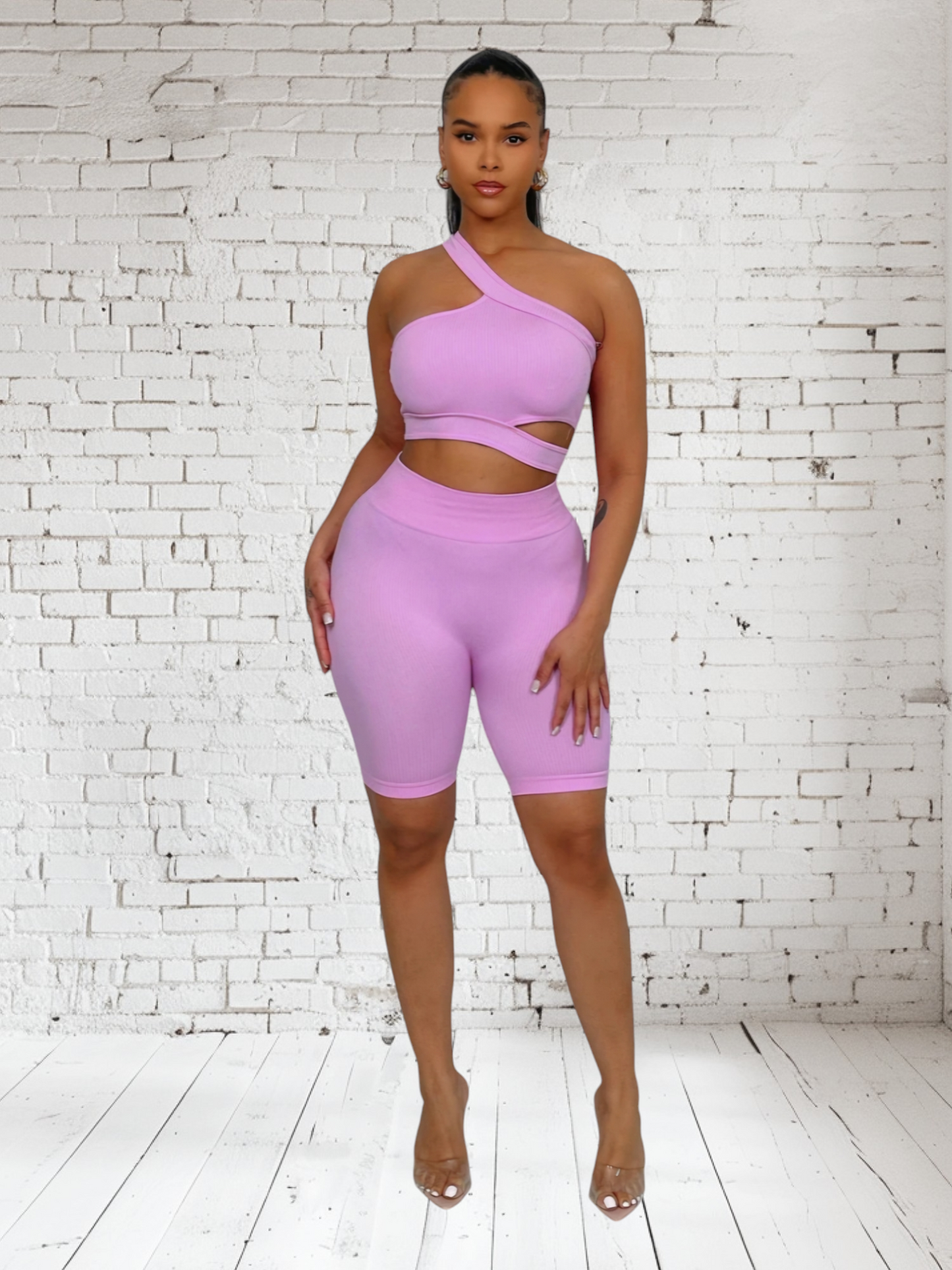 𝐒𝐮𝐦𝐦𝐞𝐫 𝐞𝐬𝐬𝐞𝐧𝐭𝐢𝐚𝐥 𝐬𝐞𝐭