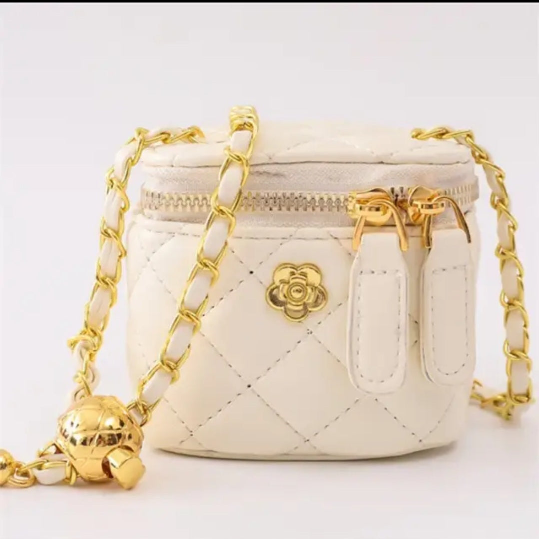 Cross body purse